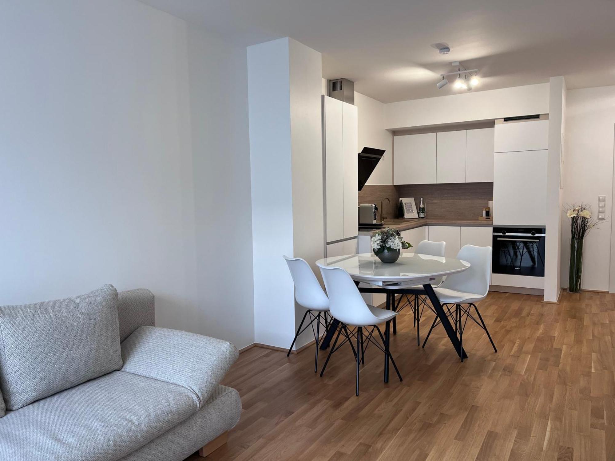 Danube22 Apartment 1 Вена Экстерьер фото